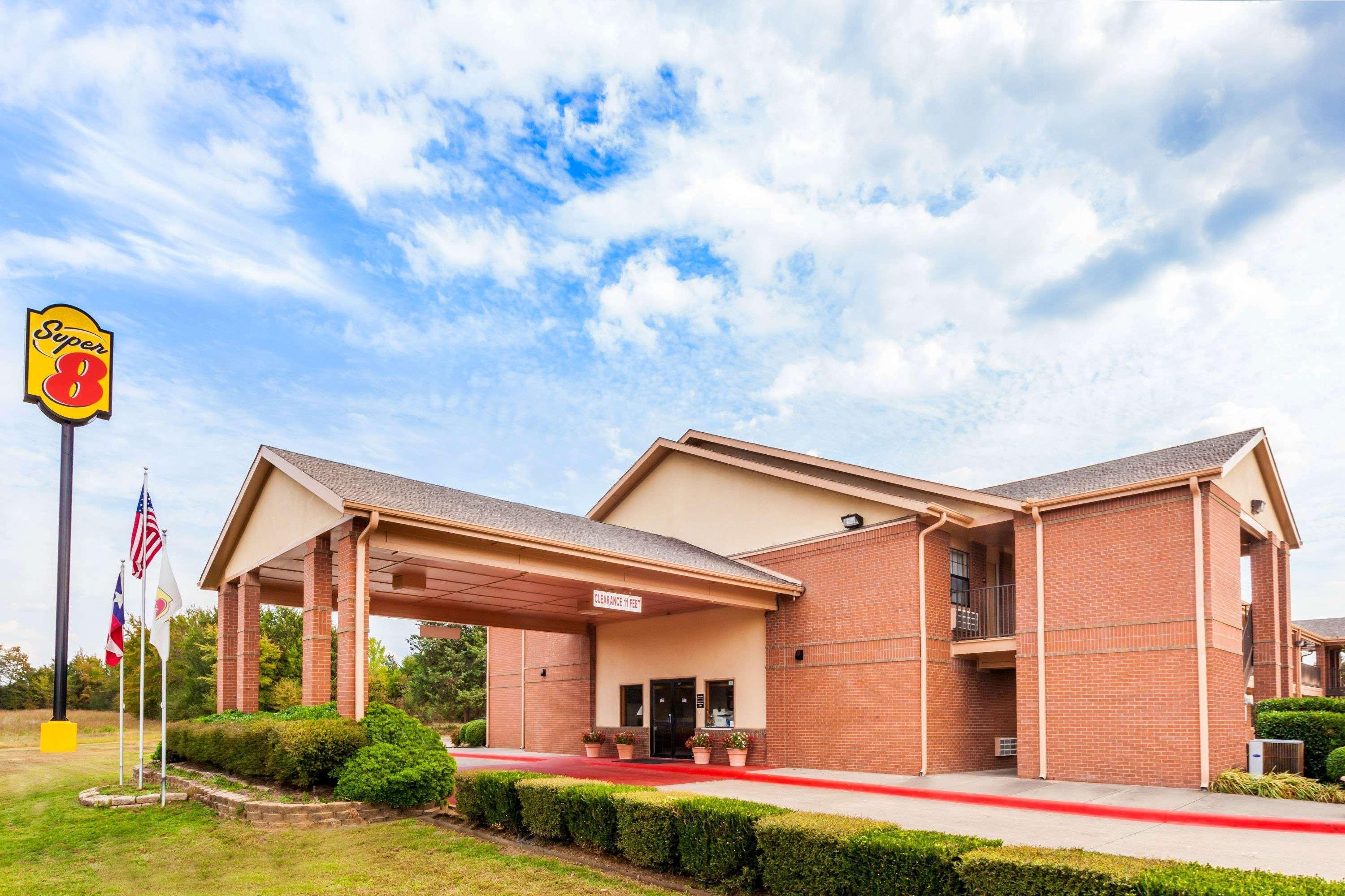 Super 8 By Wyndham Mount Vernon Exterior photo